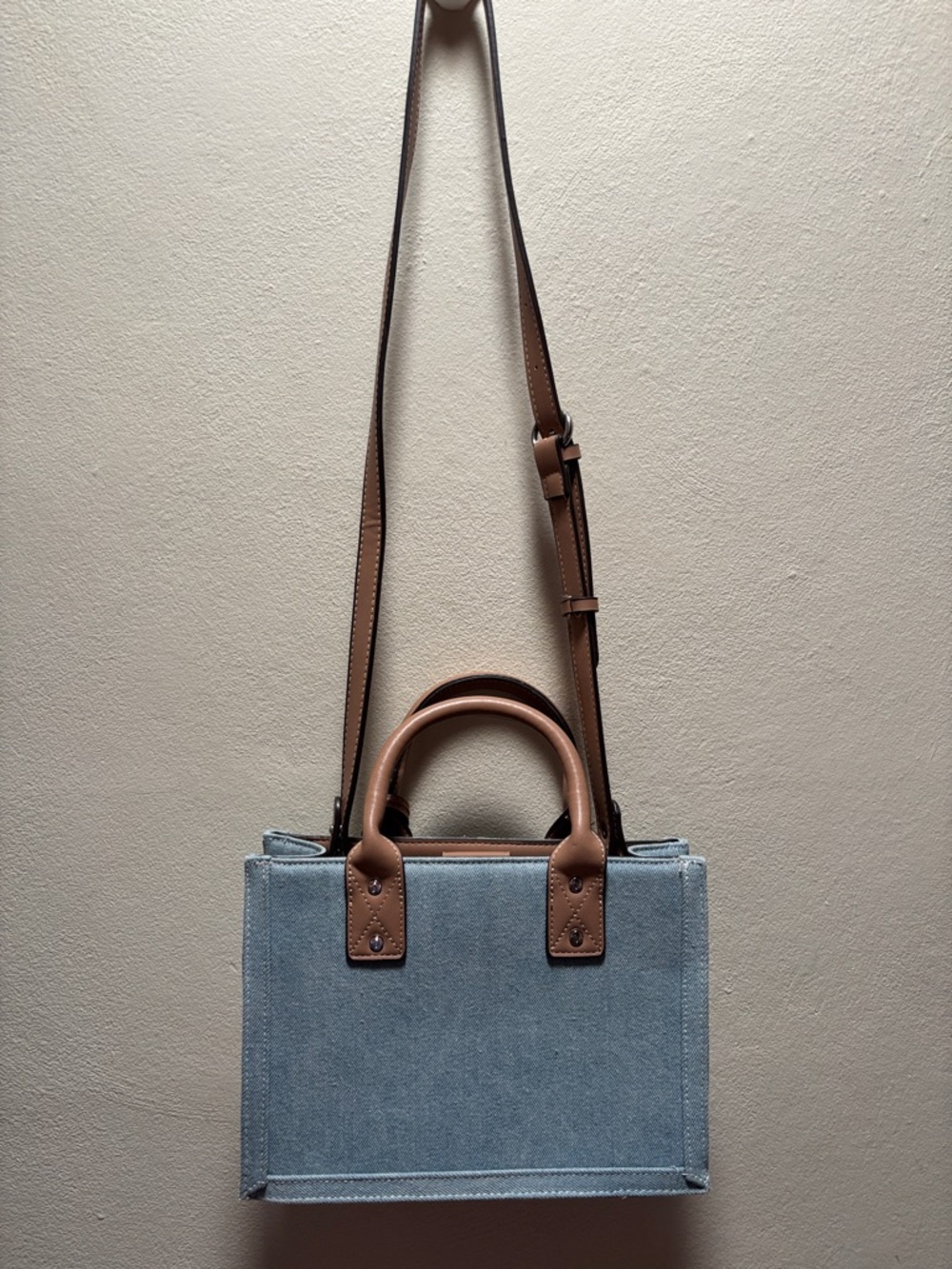 True Religion Light Blue Quilted Tote Bag with Tan Trim - Picture 3 of 11